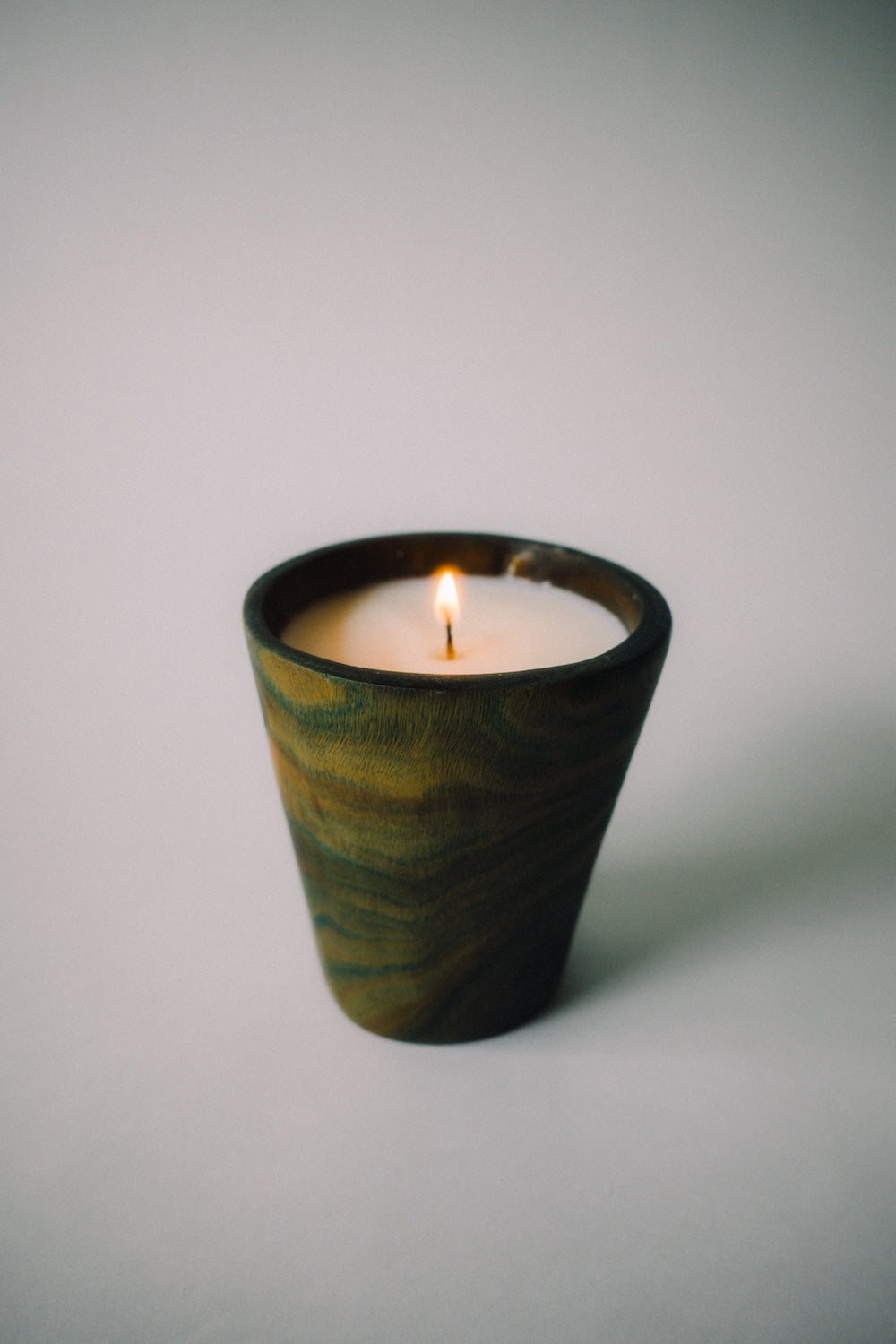 PALO SANTO HAND MADE CANDLE