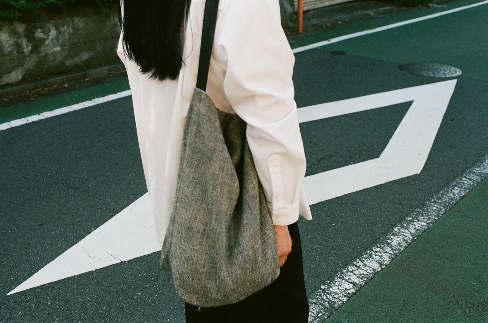 ISAAC REINA (イサック レイナ) ISAAC REINA X seya. CHASEN BAG /LINEN MULTI HANDLE HOBO / LARGE