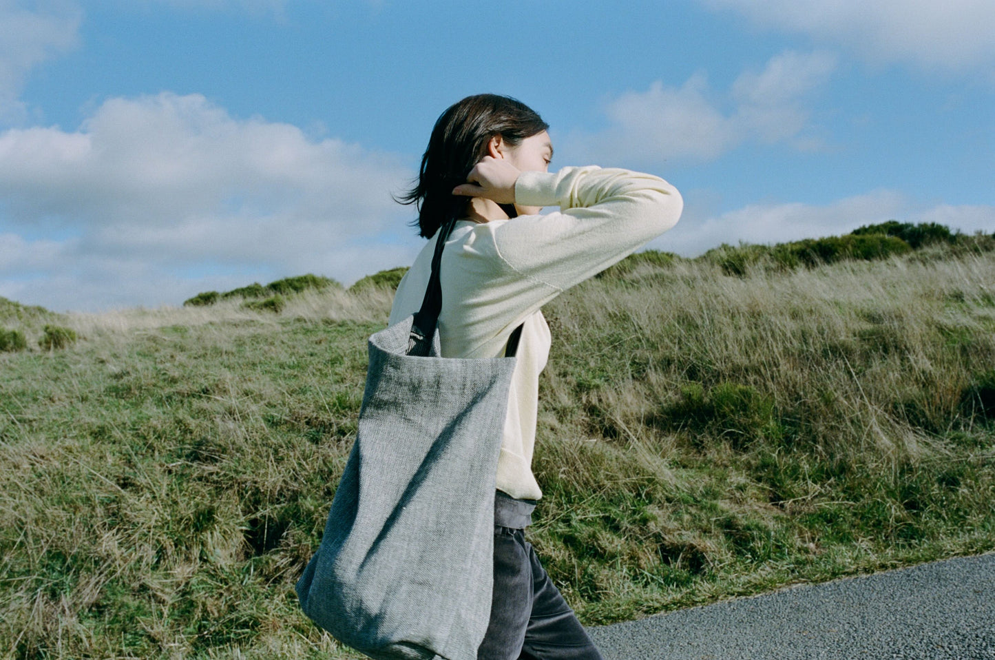 25AW ISAAC REINA X seya.  CHASEN BAG /LINEN MULTI HANDLE HOBO   / LARGE