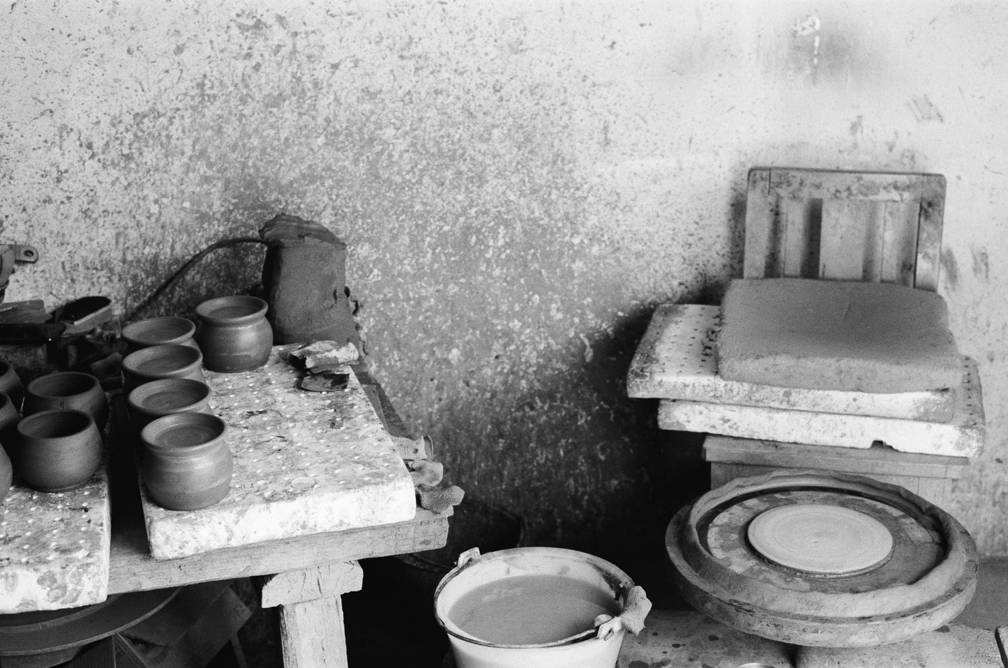 JIANCHUAN BLACK POTTERY - BIG