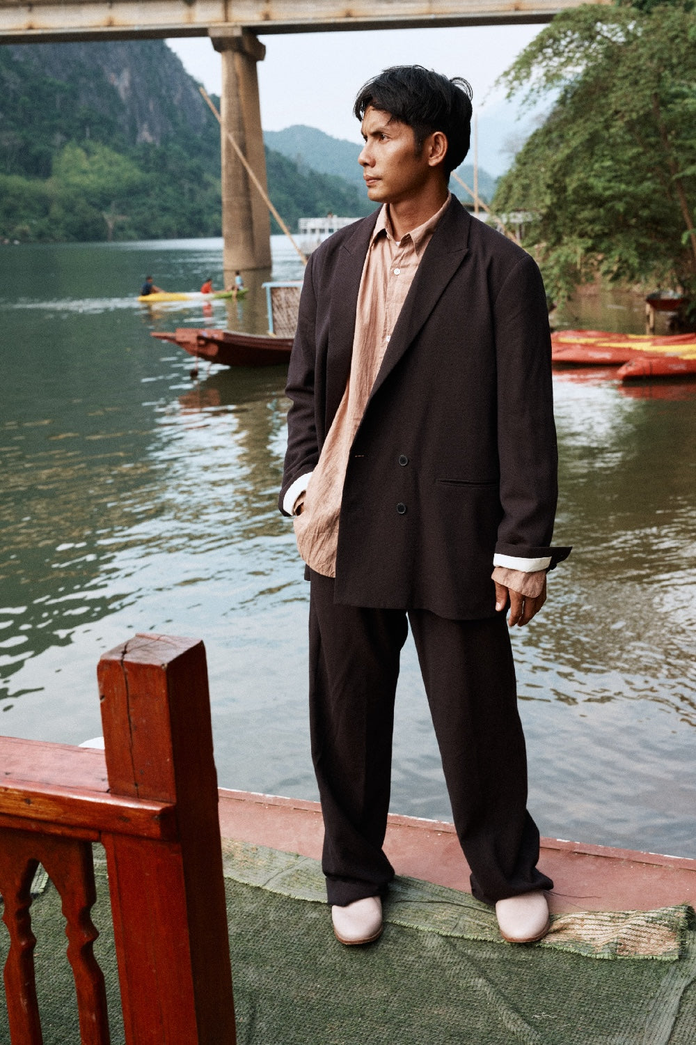 TRAVEL PANTS/SUMMER HERRINGBONE