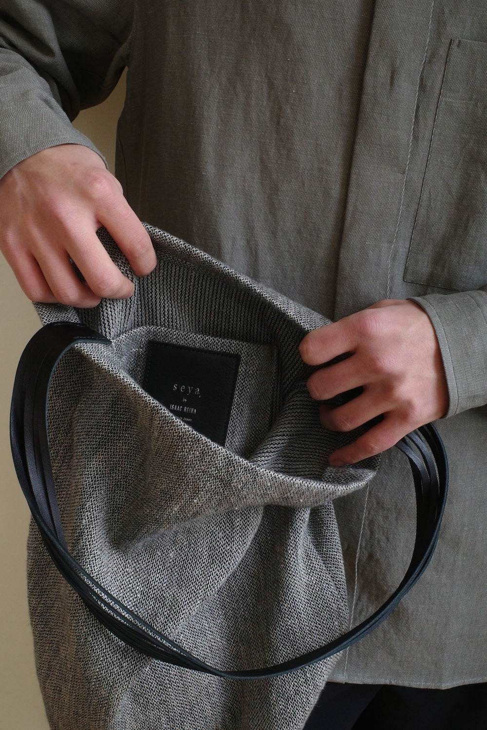 SEYAxISAAC REINA LINEN CHASEN HOBO / MEDIUM