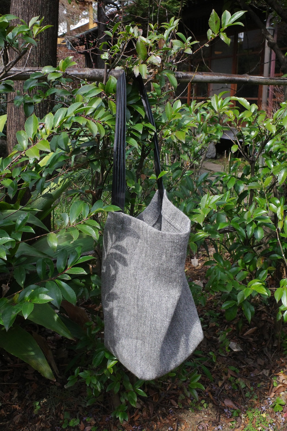 SEYAxISAAC REINA LINEN CHASEN HOBO / MEDIUM