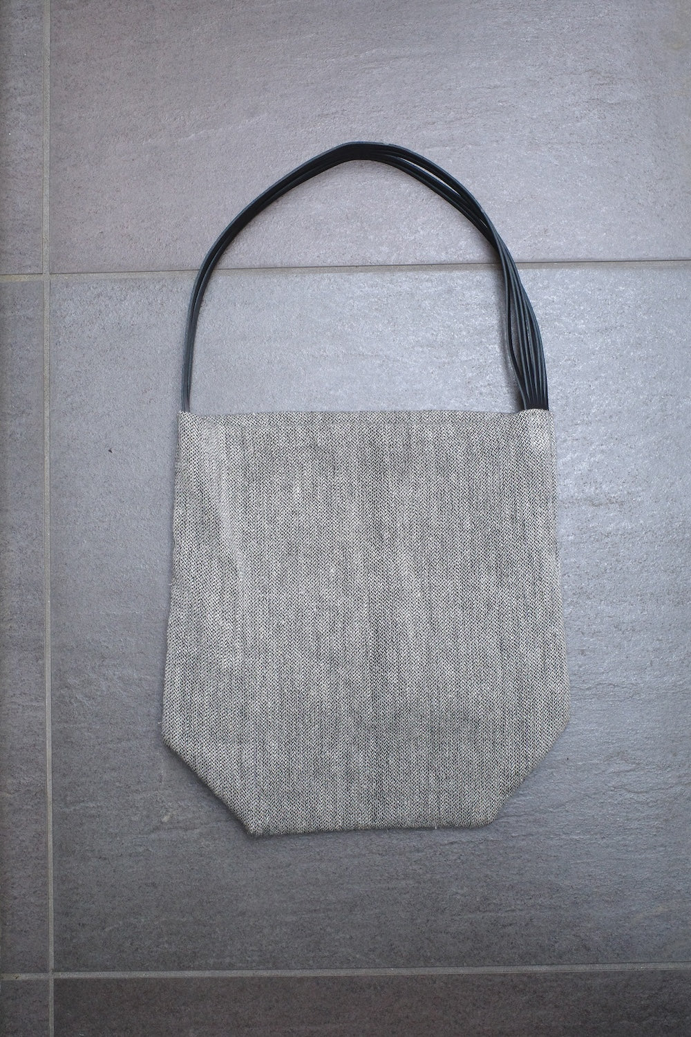 SEYAxISAAC REINA LINEN CHASEN HOBO / MEDIUM