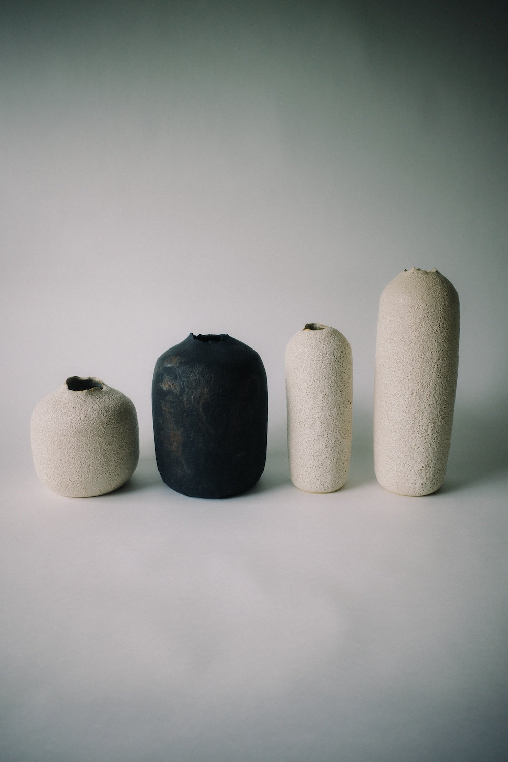 DEIA Pottery -Big Glove