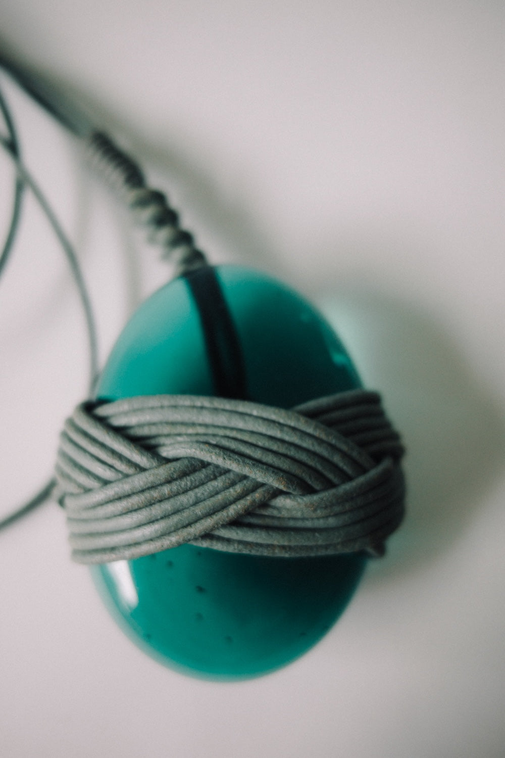 MUSUBI NECKLACE PUMICE DROP