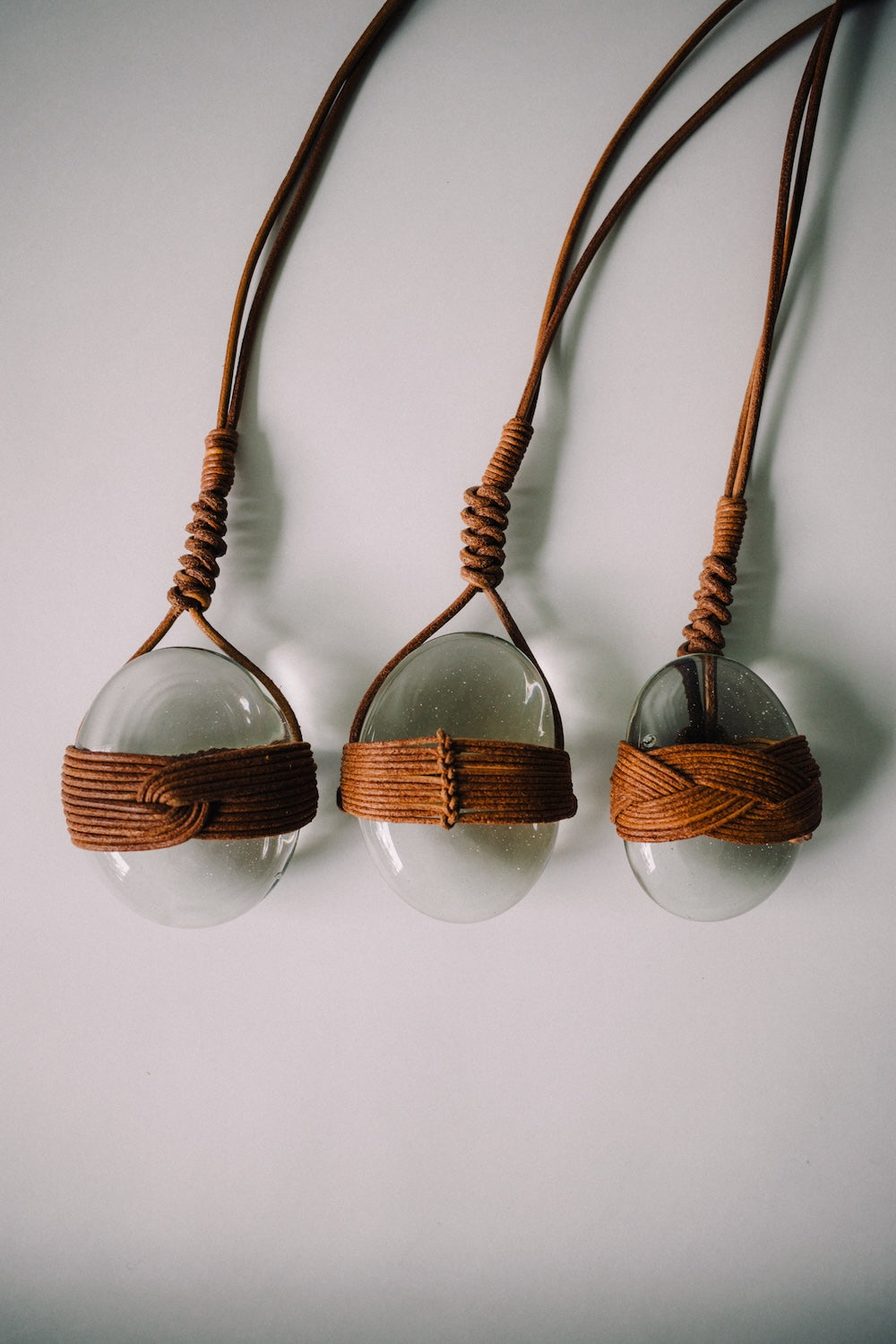 MUSUBI DROP NECKLACE /B