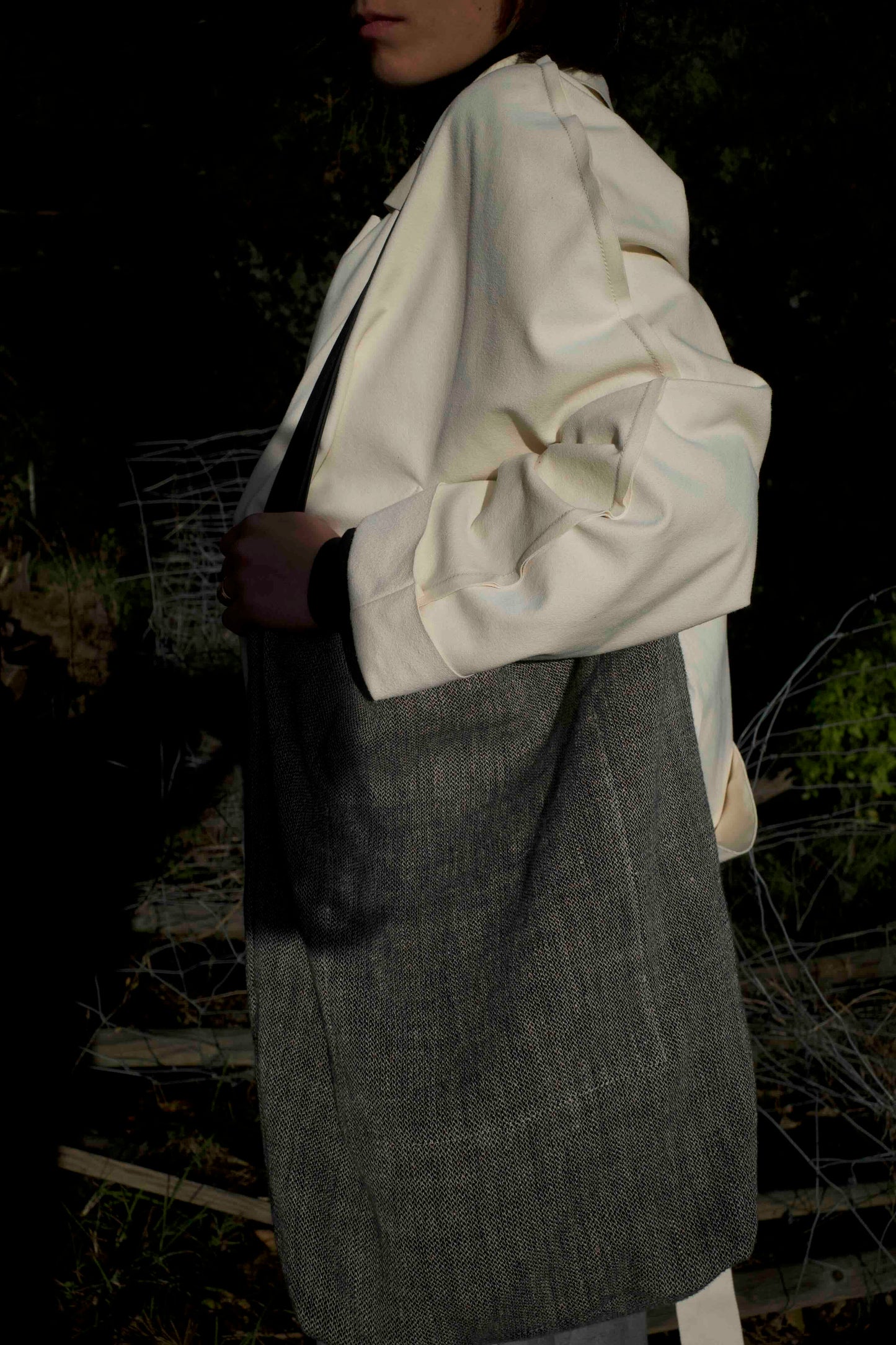 25AW ISAAC REINA X seya.  CHASEN BAG /LINEN MULTI HANDLE HOBO   / LARGE